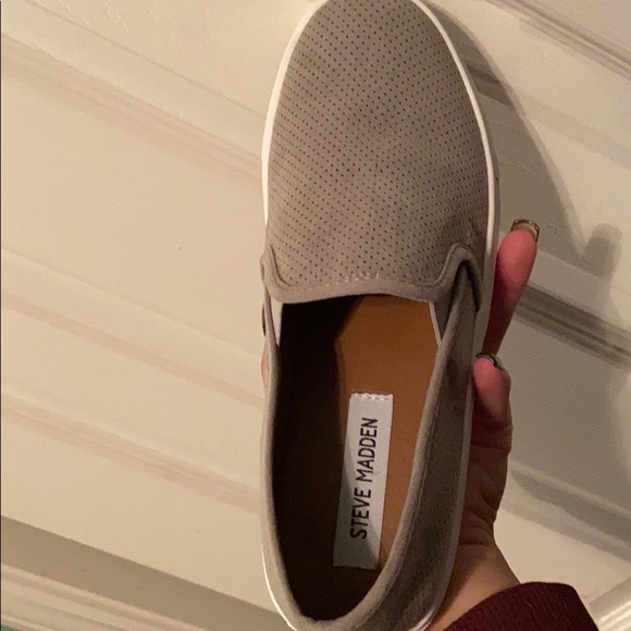 Sneakers - Picture 2 of 2